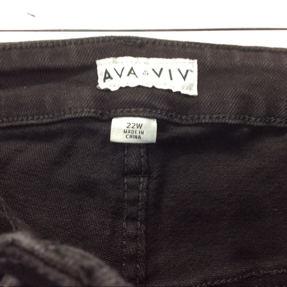 Ava & Viv Jean Shorts Women’s Plus Sz 22W Blk High Rise Cutoff Distressed Ripped - Picture 2 of 9